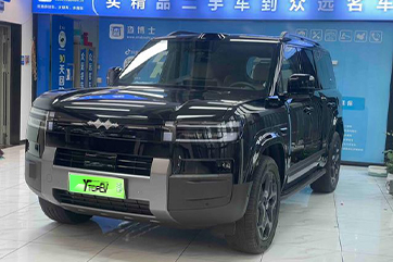 Used 2025 Leopard Titanium 7